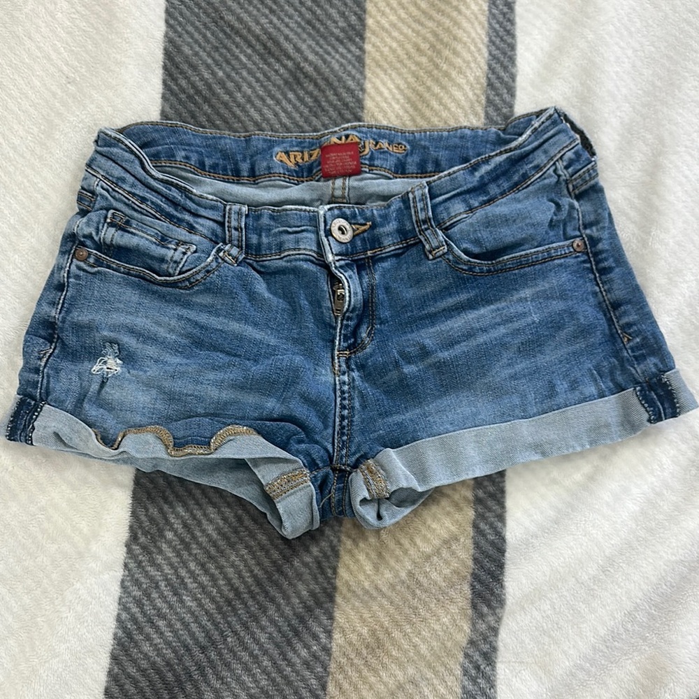 Arizona Jean Company Blue Jean Shorts with Distressed Detailing